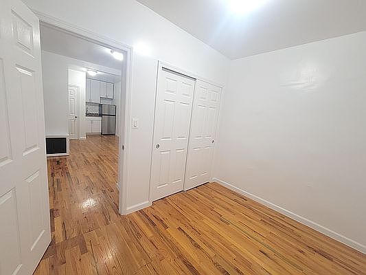 4th image of 173 E 101st St #8C