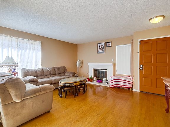 2nd image of 2187 Manzana Way