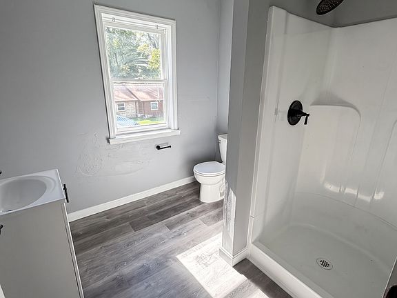 2nd image of 1410 Ash St #2