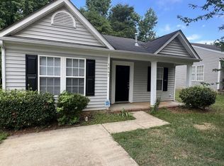 1547 Hollow Maple Dr, Charlotte, NC 28216