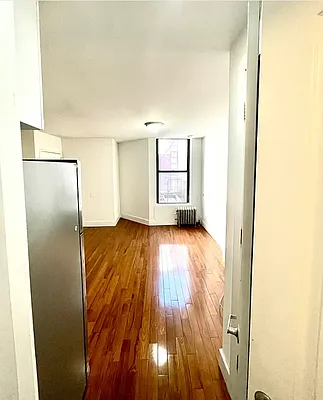 Rented by Pear NYC LLC | media 18