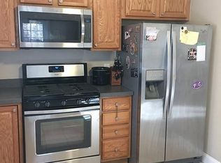 204 Center St APT 4, Pembroke, MA 02359