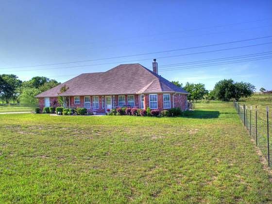 1st image of 4584 Sue Ellen Dr