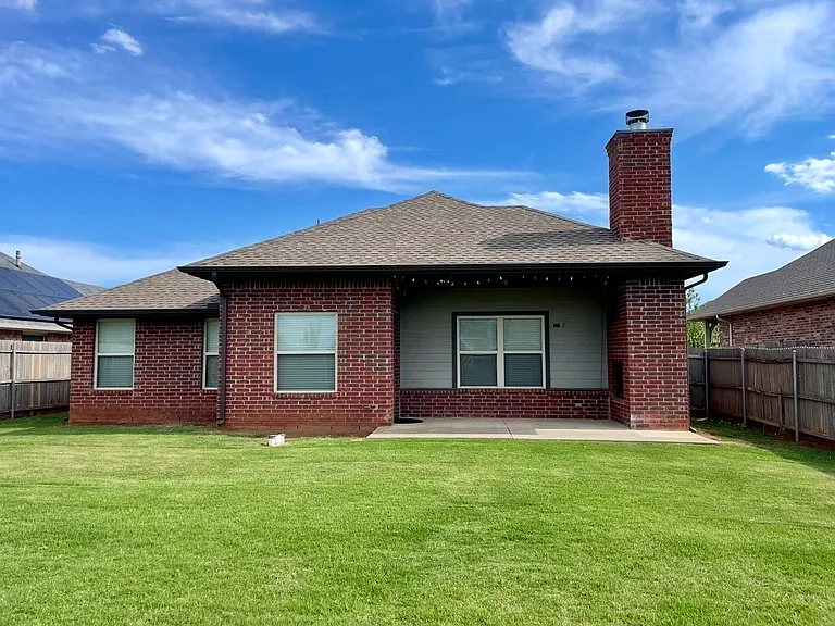 8109 NW 160th Ter — Photo 19