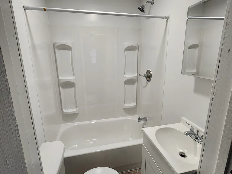 94 Logan St #2 — Photo 3