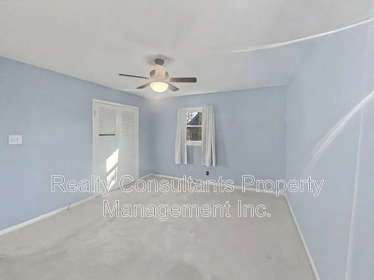 3222 S Elm Eugene St — Photo 13
