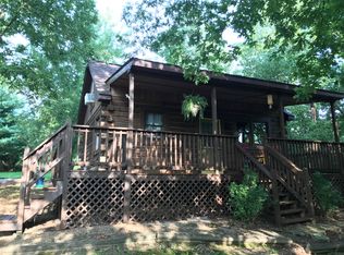 3210 N Shamrock Ln, Birdseye, IN 47513