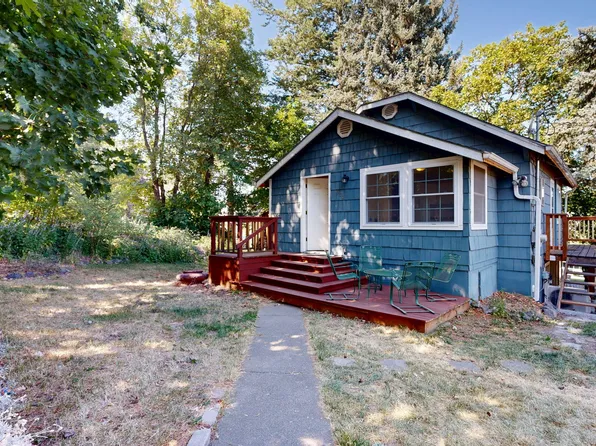 560 SE Taylor St, Pullman, WA 99163