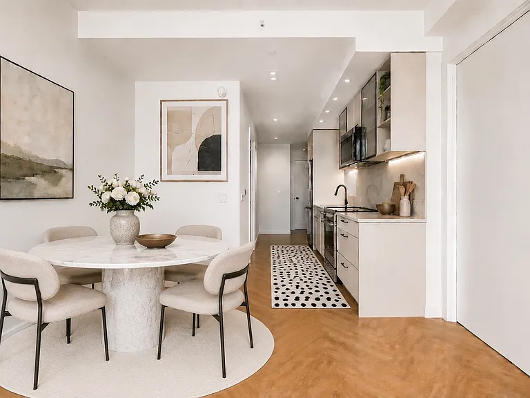 104 Fleet Pl #10D — Photo 3
