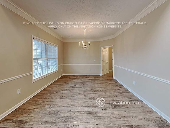 5th image of 633 Country Grove Ln
