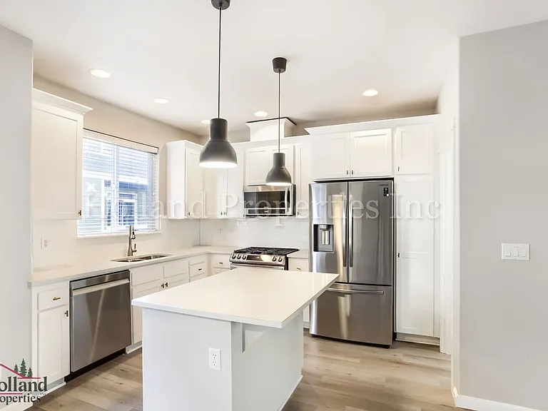 16028 SW Gage Ln — Photo 9