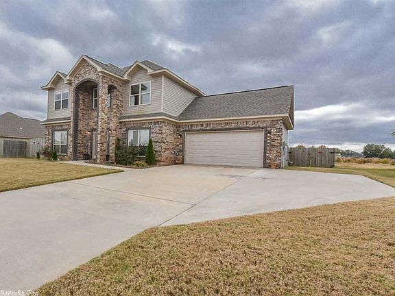 3rd image of 2405 Stone Links Dr