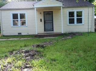 2412 N Hood Ave, Wichita, KS 67204