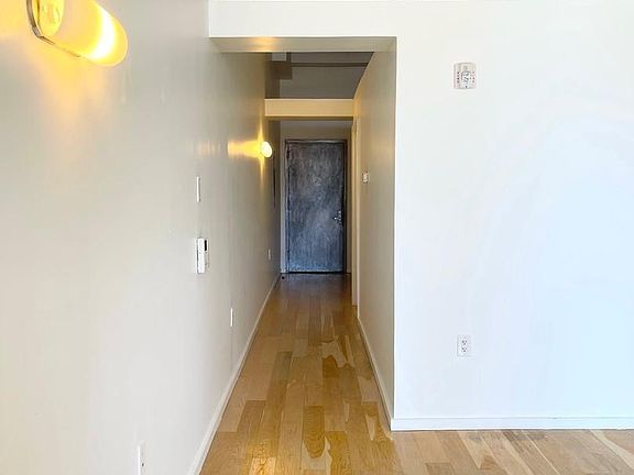 4th image of 726 Market St #406B