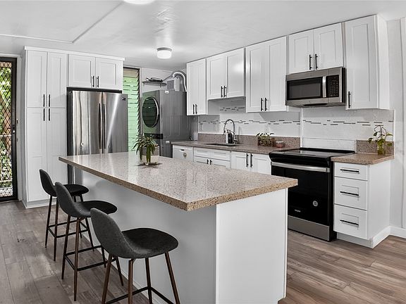 5th image of 95-273 Waikalani Dr APT D306