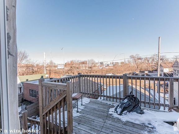 2nd image of 2117 N Winchester Ave #1127
