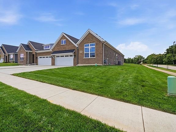 2nd image of 16590 Kayla Dr