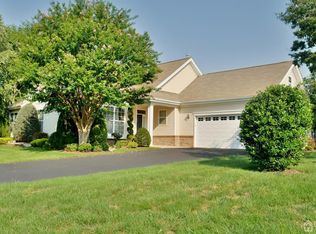 27 Tania Ct, Monroe Township, NJ 08831