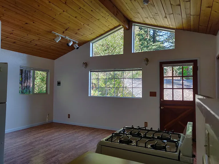 10311 Highway 9 — Photo 11