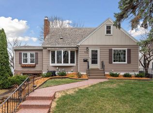 402 Bernard St E, West Saint Paul, MN 55118