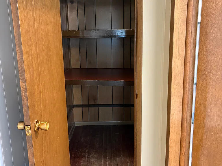 710 Cedar Ave — Photo 2