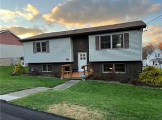 965 Park St, California, PA 15419