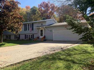 1344 Valley Ln, Shawano, WI 54166