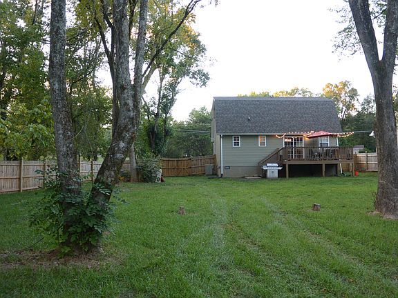 5th image of 8026 Luscombe Dr