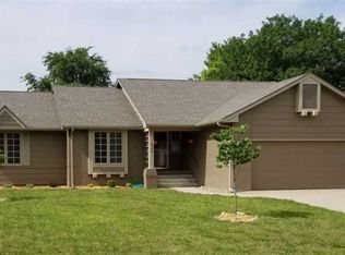 6940 E Woodbury St, Wichita, KS 67226