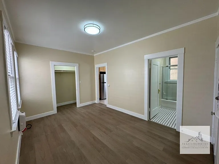 3321 21st St — Photo 3