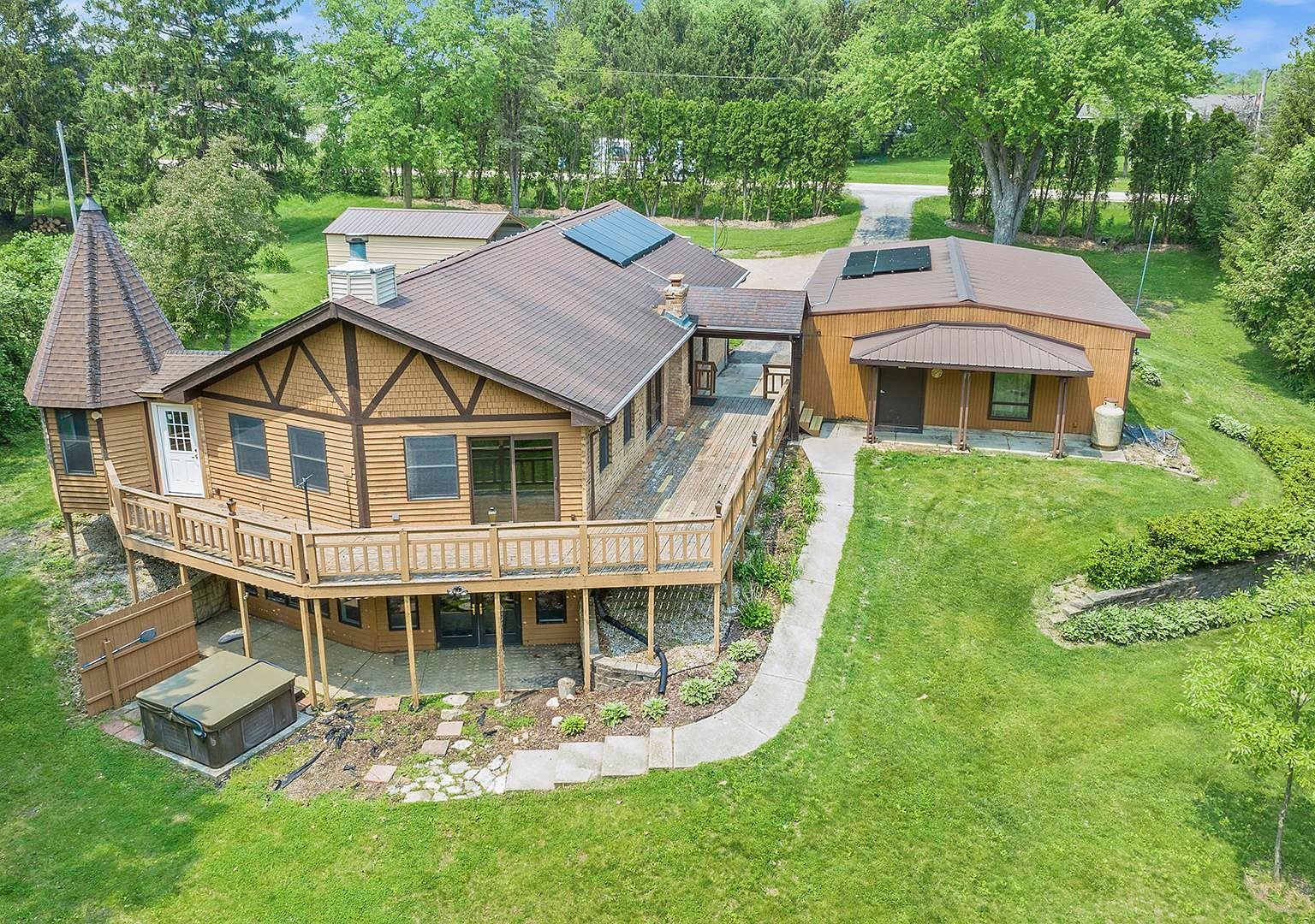 1373 W Mud Creek Rd, Oregon, IL 61061 Zillow