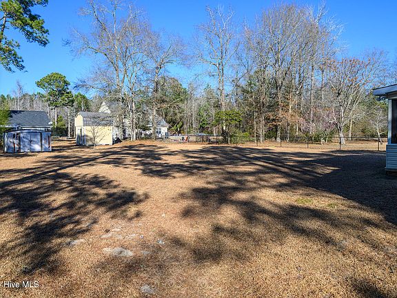 5th image of 127 Millwood Drive