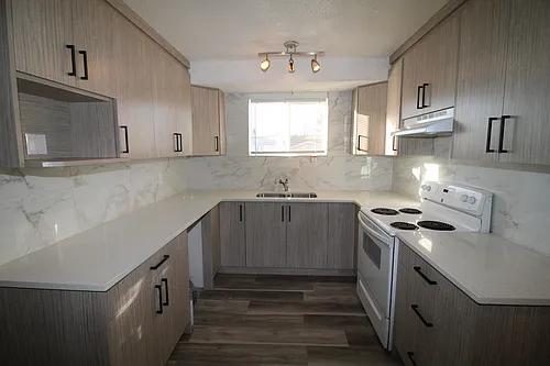 67 Rundlefield Close NE Photo 1