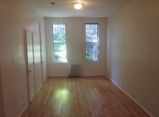 220 Boerum St #1RB, Brooklyn, NY 11206