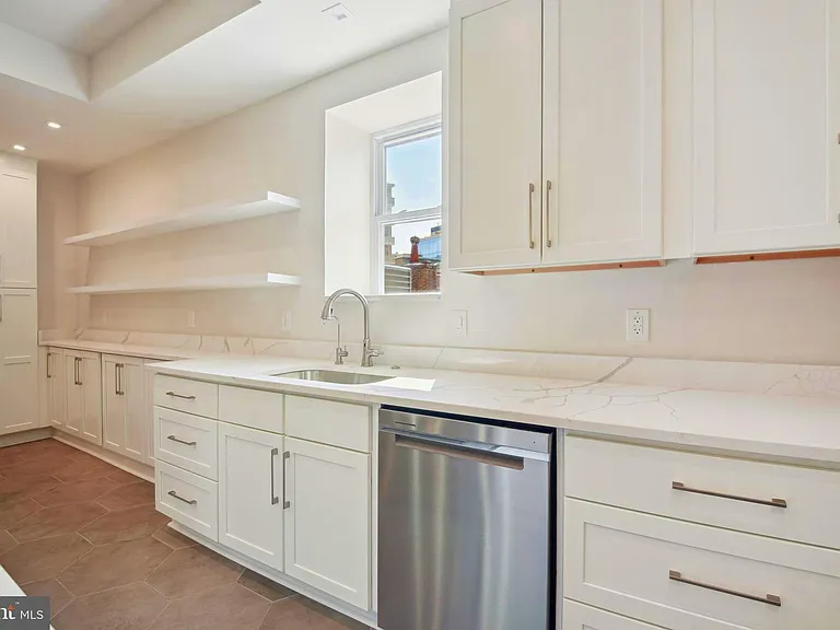 1329 Connecticut Ave NW #300 — Photo 15