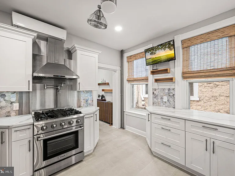 3740 Manayunk Ave — Photo 13