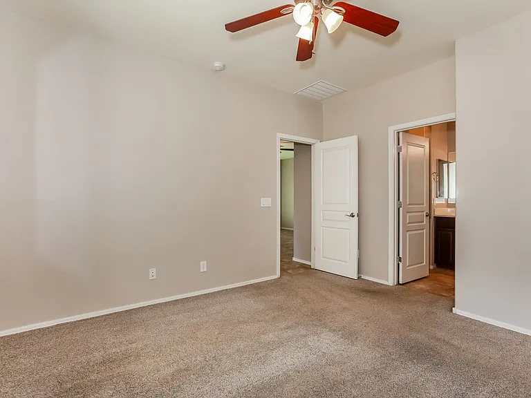 4126 E Thunderheart Trl — Photo 10