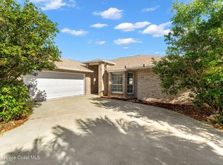 765 Brookedge Ter, Sebastian, FL 32958