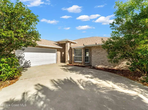 765 Brookedge Ter, Sebastian, FL 32958