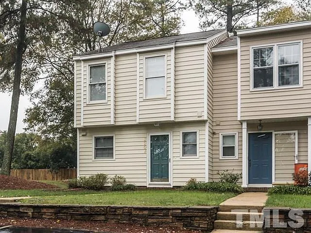 2 bed, 2.5 bath, 1258 sqft, $1,525 — Photo 1
