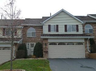 23W463 Spyglass Ct, Naperville, IL 60540