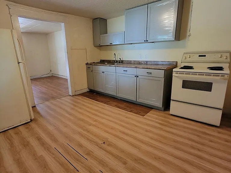 1011 W Elm Arc — Photo 3