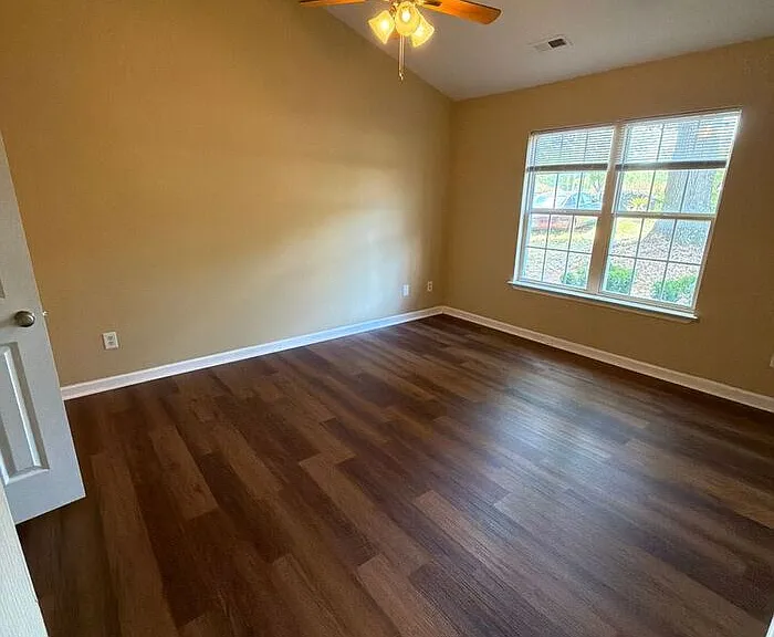 9329 Kendall Dr — Photo 10
