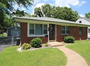 951 Briarton Dr, Saint Louis, MO