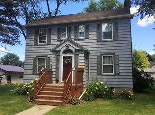 215 E Wyoming St, Redwood Falls, MN 56283