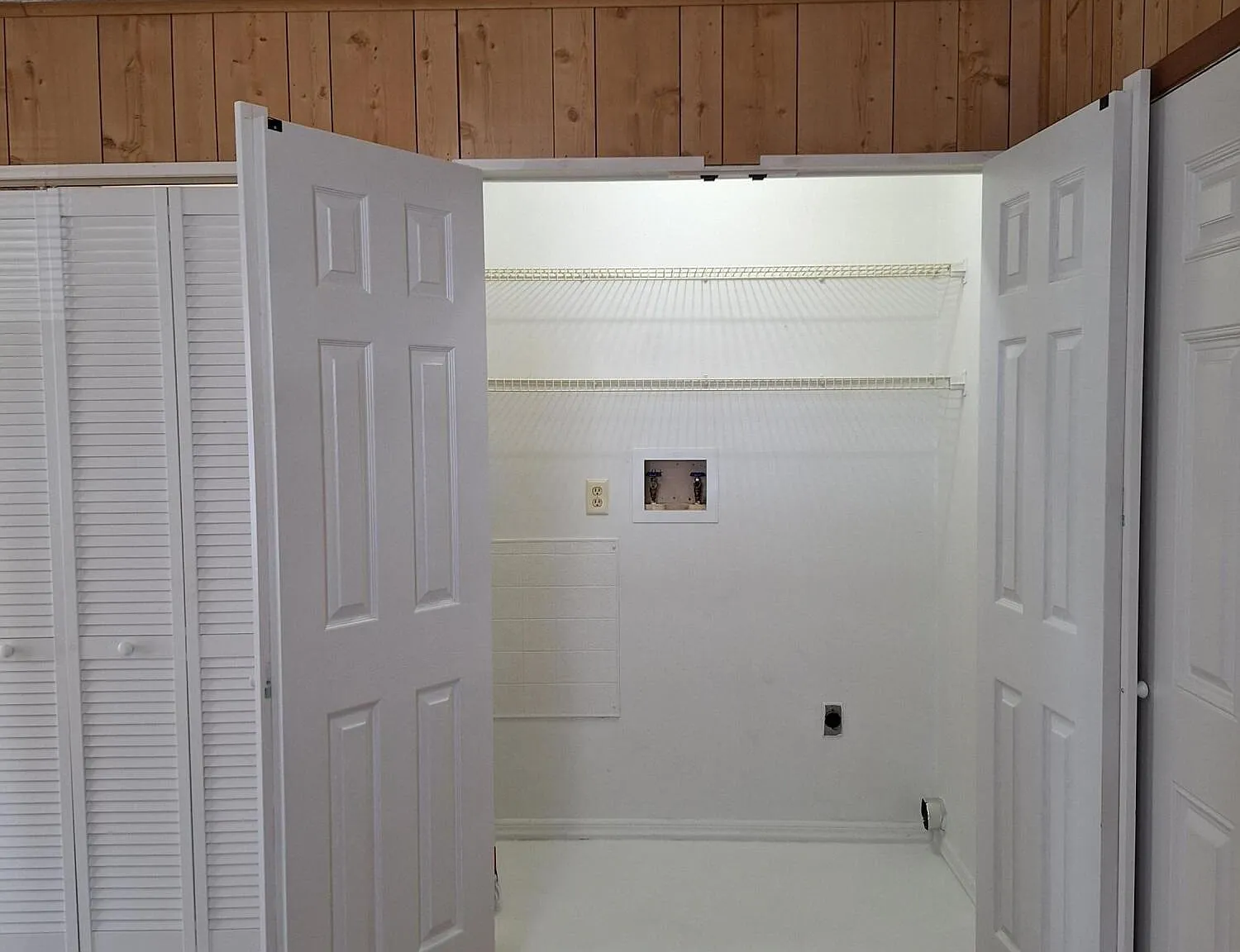 2 bed, 1.0 bath, 2730 sqft, $1,200 — Photo 4
