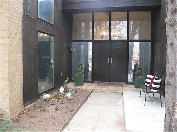 4th image of 4019 Montague Dr