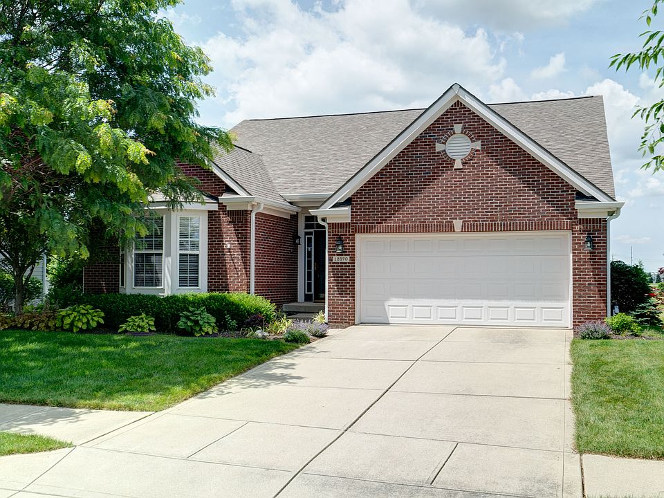 1st image of 12570 Broadmoor Ct N