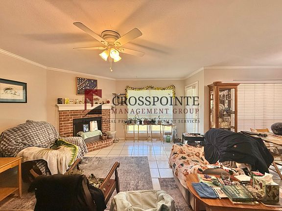 3rd image of 120 Colony Dr