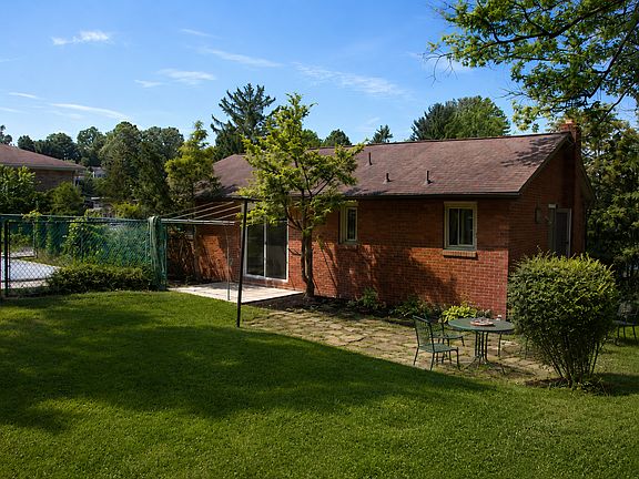 2nd image of 2321 Coulter Rd #2321